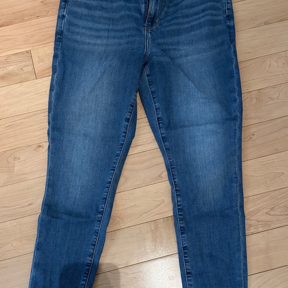 AE high waisted jeggings- size 14 SHORT